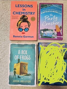 💛 Set Of Three Popular Adult Fiction Books